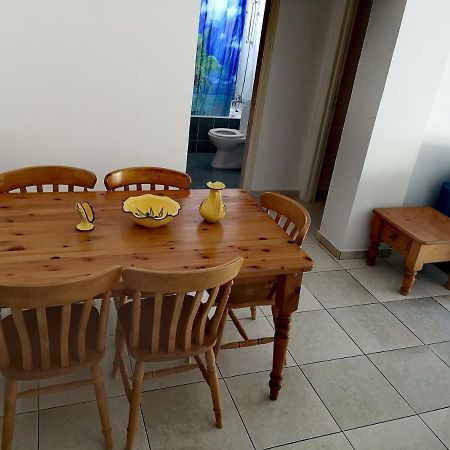 Faneromeni Court Apartment Paphos Luaran gambar