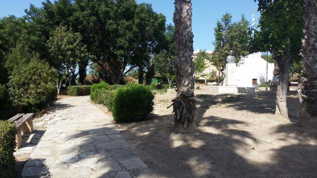 Faneromeni Court Apartment Paphos Luaran gambar