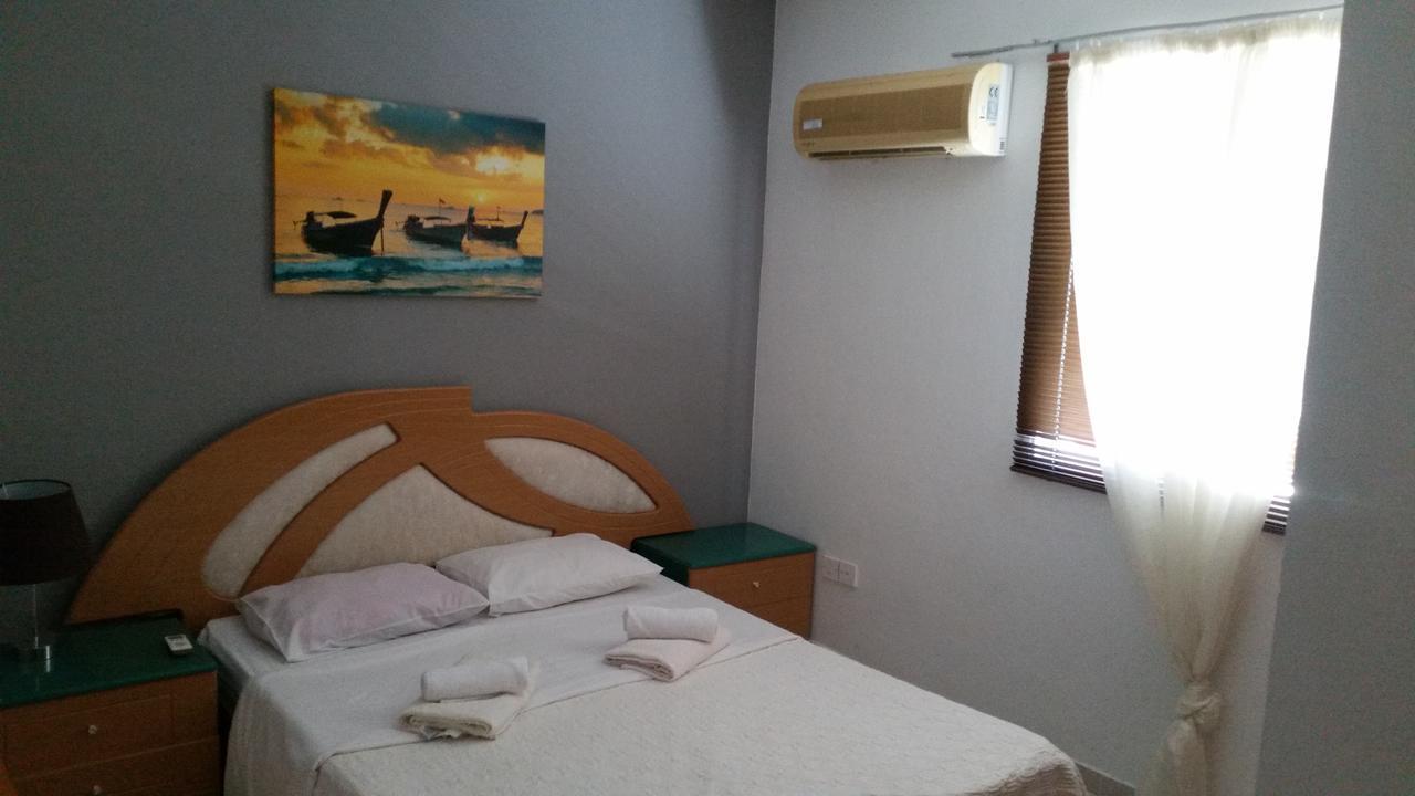 Faneromeni Court Apartment Paphos Luaran gambar