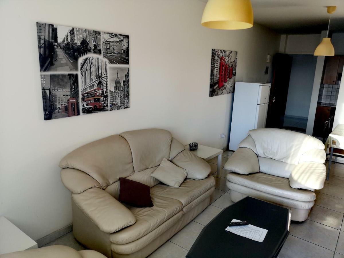 Faneromeni Court Apartment Paphos Luaran gambar