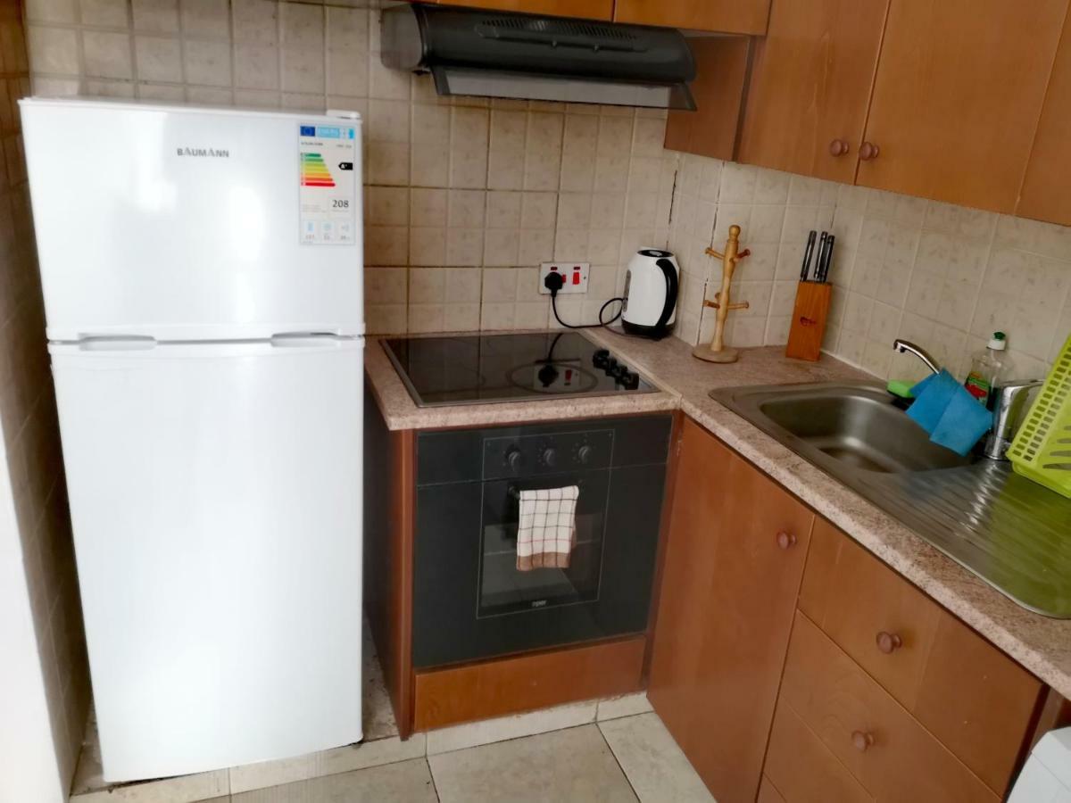 Faneromeni Court Apartment Paphos Luaran gambar