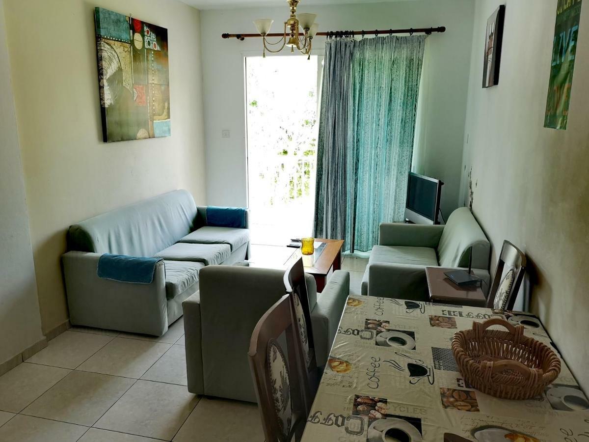 Faneromeni Court Apartment Paphos Luaran gambar